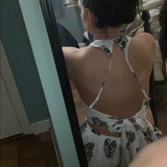 Two piece short set - Picture 2 of 4